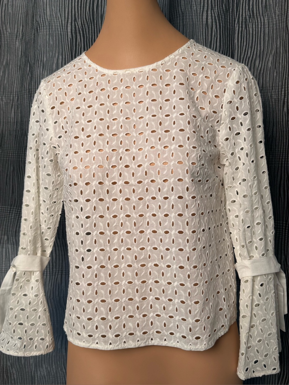 AVEC LES FILLES 100% Cotton Women's White Eyelet Tie-Sleeve Top Size XS